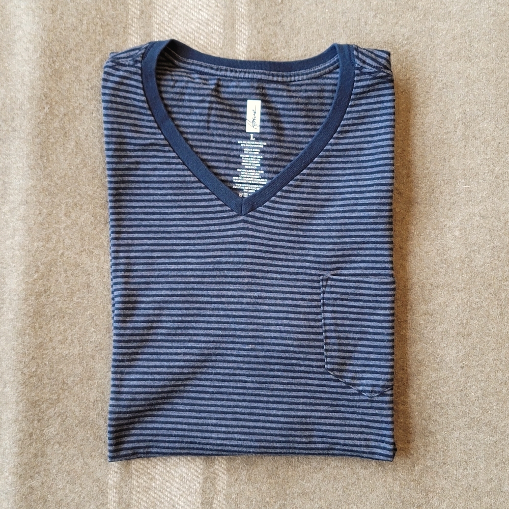 Men's Howe Short Sleeve Striped V-Neck T-shirt